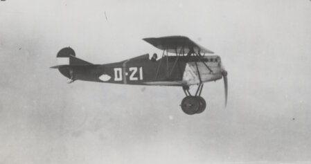 Modified MLD Fokker D.VII 'D-21' in flight (Photo: NIMH Beeldbank)