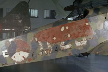 Former Dutch serial 'D-28' and roundel on the Fokker D-VII from the Deutsches Museum (Photo: Deutsches Museum)